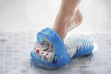 Sandale brosse lave-pied
