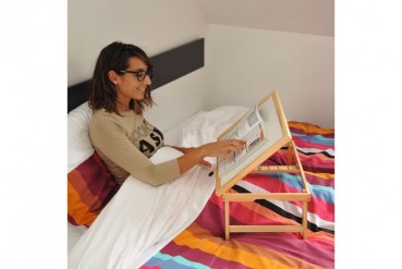 Tablette de lit inclinable